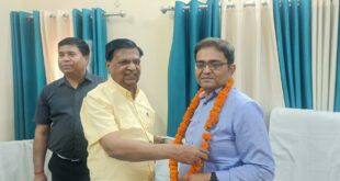 आशीष निरंजन का बदायूं कार्यालय में उत्तर प्रदेश उद्योग व्यापार प्रतिनिधि मंडल जिला बदायूं की ओर से स्वागत