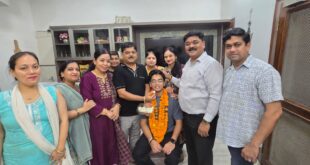 13 मई सीबीएस ई बोर्ड के रिजल्ट आने पर स्थानीय ओवरब्रिज