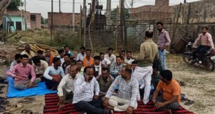 बिजली संविदा कर्मियों की आधी रात से शुरू हुई हड़ताल