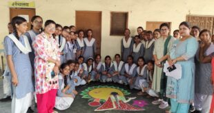 समर कैंप के तीसरे दिन छात्राओं ने  मिट्टी कला के साथ विभिन्न गतिविधियों में उत्साह पूर्वक भाग लिया