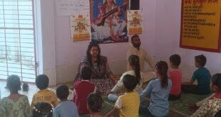माध्यमिक विद्यालयों में गुरुवार को विद्यार्थियों में विशेष उत्सव देखने को मिला