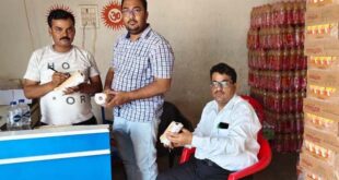 आठ प्रतिष्ठानों से 10 खाद्य पदार्थाें के नमूने लेकर जांच हेतु भेजे लैब