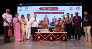 मुनिराज की सलाह, डॉक्टर्स दवा संग दें दुआ भी