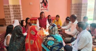 प्रज्ञा यज्ञ मंदिर में आर्य समाज का साप्ताहिक सत्संग, अथर्ववेद मंत्रों के साथ हुआ यज्ञ