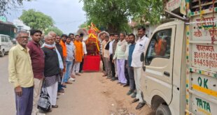 नवदुर्गा के पहले दिन आस्था का सैलाब: भक्तों का जत्था मां पूर्णागिरि धाम रवाना