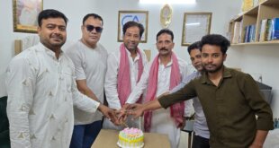 समाजवादी युवजन सभा ने बदायूं के सांसद आदित्य यादव का जन्मदिन धूमधाम से मनाया।