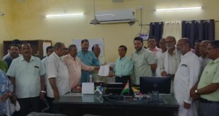 ई-पंजीकरण प्रणाली के विरोध में उतरे बदायूँ के दस्तावेज लेखक, मुख्यमंत्री को भेजा ज्ञापन