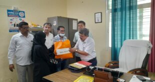 सीएमओ ने पांच क्षय रोगियों को लिया गोद, वितरित की पोषण पोटली
