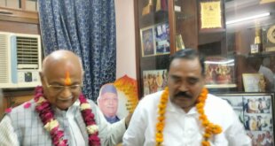 भाजपा कार्यकर्ताओं ने काला दिवस के रूप में याद किया आपातकाल, लोकतंत्र रक्षक सेनानियों को किया नमन