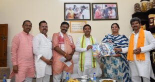 विकास और सुशासन में बदायूं जिला पंचायत प्रदेश में अव्वल, केंद्रीय मंत्री ने दी बधाई