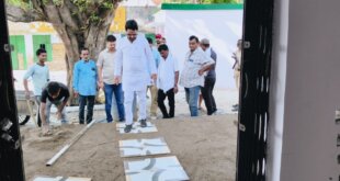 खैराबाद में विकास कार्यों पर सख्ती: अध्यक्ष प्रतिनिधि का औचक निरीक्षण, लापरवाही पर सख्त चेतावनी