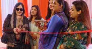 महिला उद्यमियों की प्रदर्शनी में उमड़ी भीड़, स्वदेशी उत्पादों को मिला बढ़ावा