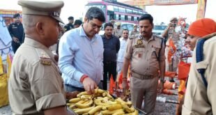 कांवड़ यात्रा मार्ग का मंडलायुक्त और डीआईजी ने किया निरीक्षण