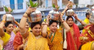 श्री रामकथा से पहले गाजेबाजे के साथ निकली सनातनी कलश यात्रा.