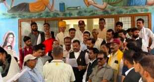 जातीय आरक्षण व एससी-एसटी एक्ट खत्म करने की मांग, क्षत्रिय महासभा ने किया प्रदर्शन
