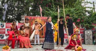 राधा-कृष्ण की झांकियों और दही-हांडी ने मोहा मन, फ्यूचर लीडर्स स्कूल में मनाई जन्माष्टमी