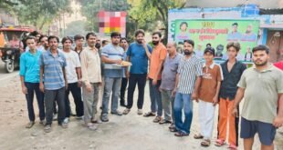 मोहसिन रज़ा बने अल्पसंख्यक आयोग के अध्यक्ष, बदायूं में भाजपा कार्यकर्ताओं ने बांटी मिठाई