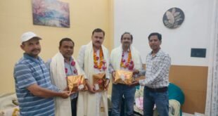 राष्ट्रीय भाषा अवार्ड व शिक्षक रत्न से नवाजे गए शिक्षकों का बदायूं में भव्य स्वागत