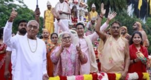 टीएमयू कैंपस में दिव्यघोष के बीच निकली भव्य और दिव्य श्रीजी की रथ यात्रा
