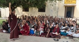 समान कार्य-समान वेतन और स्थायीकरण की मांग को लेकर आशा बहुओं का धरना-प्रदर्शन