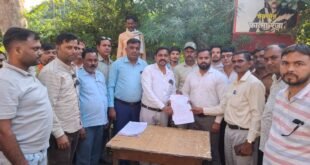 छंटनी में हटाए गए बिजली संविदा कर्मचारियों की पुनर्नियुक्ति को लेकर बैठक