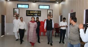 डीएम-एसएसपी ने किया मतदेय स्थलों का निरीक्षण, व्यवस्थाएं समय से पूरी करने के निर्देश